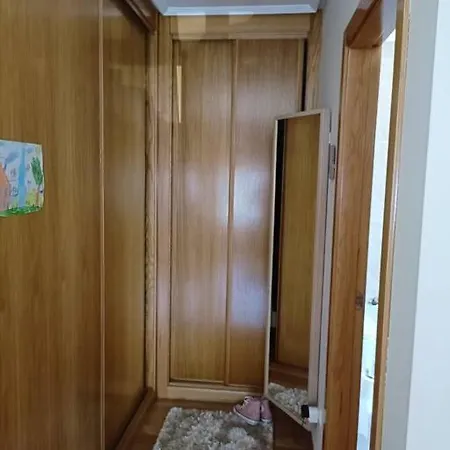 De Roi Casa En La Ciudad